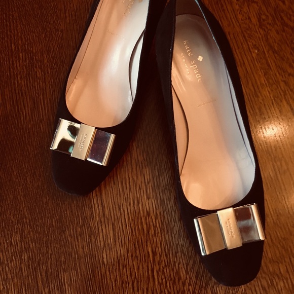 kate spade Shoes - Kate spade black suede pumps